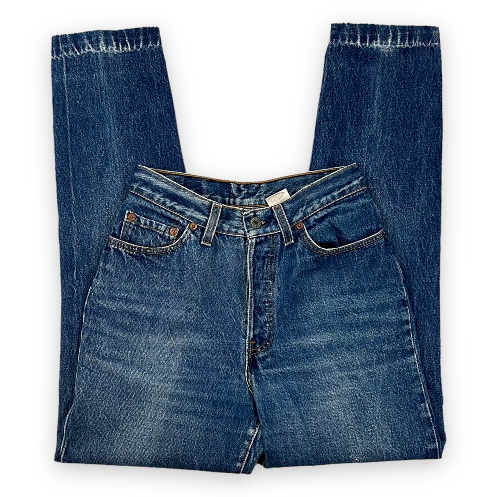 Vintage Levis Jeans Womens 9 High Rise Tapered Blue Denim Buttom Fly 17501-6151